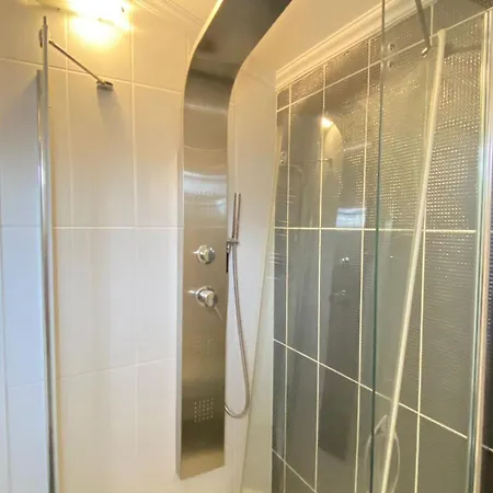 Sedas House 2 & Merkez Apartment
